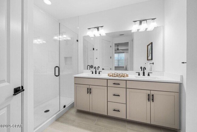 Building Photo - 8676 Coral Reef Wy