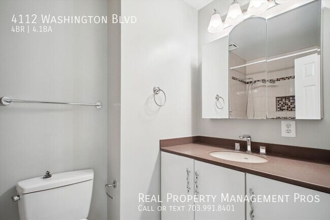 Building Photo - 4112 Washington Blvd