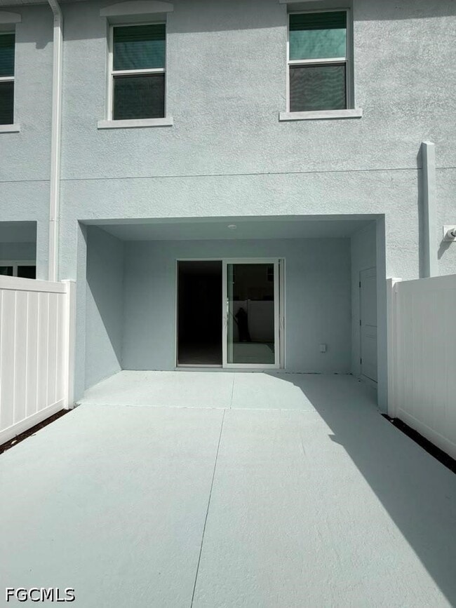 Building Photo - 14804 Bluewater Rd