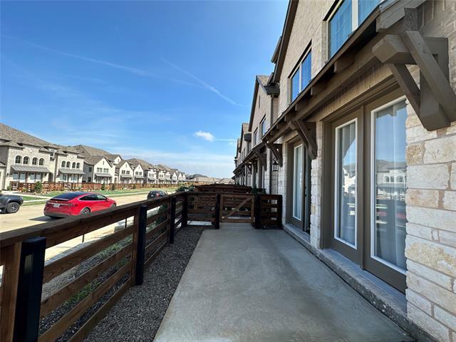 Building Photo - 358 Somerville Dr