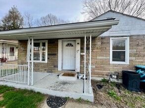 Building Photo - 2 bed 1 Bath- Aliquippa PA