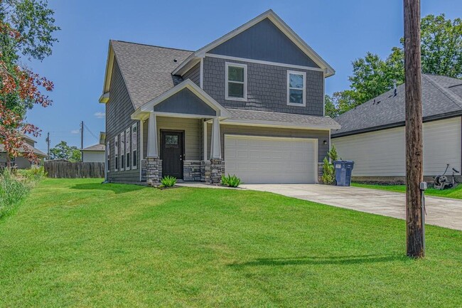 Building Photo - 15316 Coaltown Rd