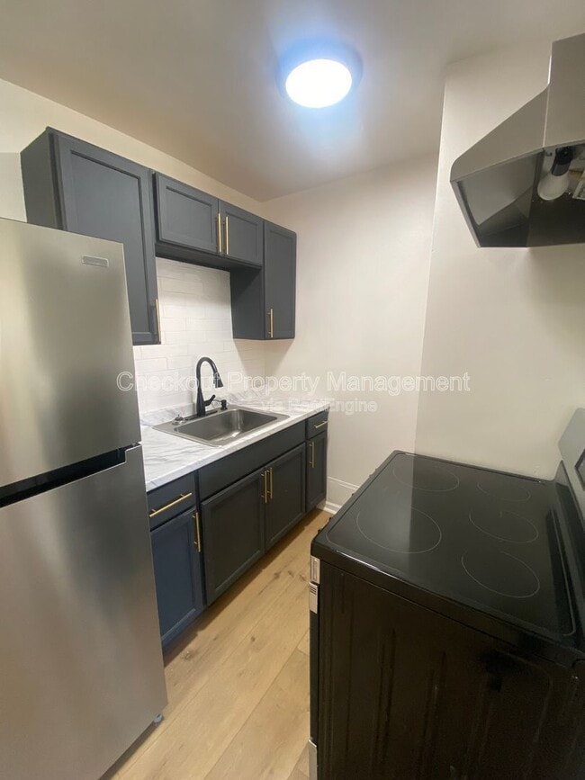 Building Photo - 112 Bellerive Blvd