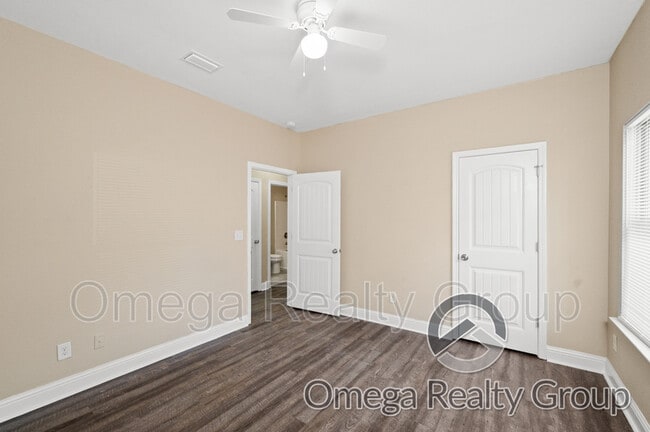 Building Photo - 5185 Gamepoint Dr