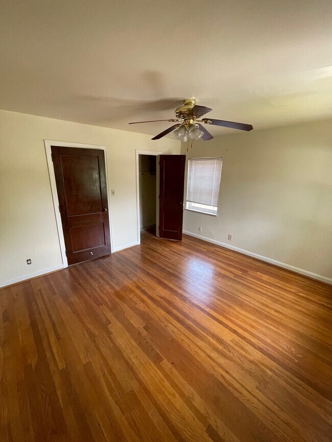 bedroom 2 - 29 Pleasant Ridge Ave