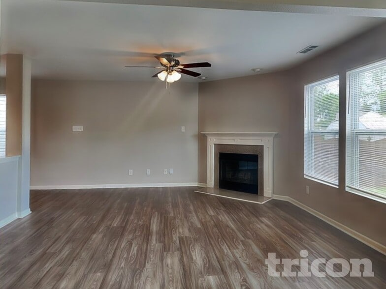 Building Photo - 7320 Mitzi Deborah Dr