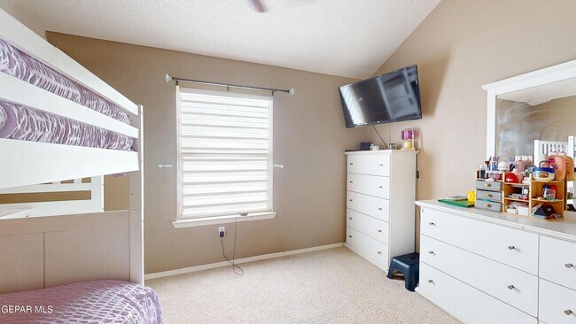 Building Photo - 10803 Elise St