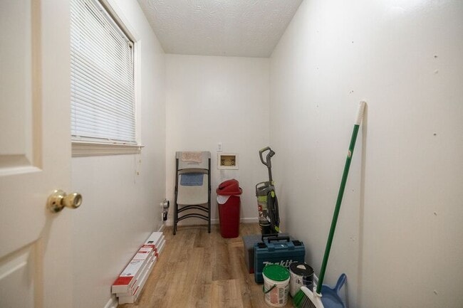 Building Photo - 1151 Brookwood Dr