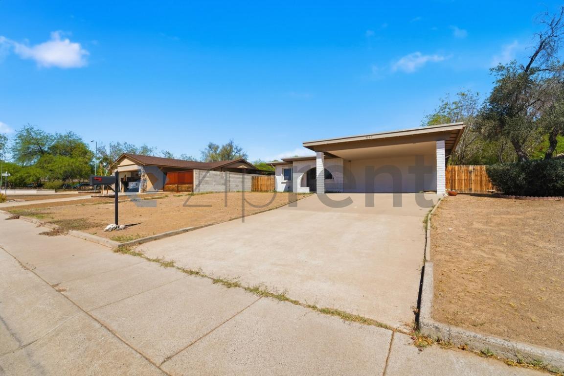 Building Photo - 9037 N 14th St