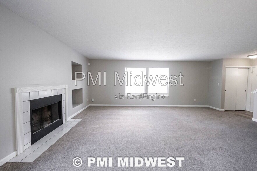 Building Photo - 11550 Signet Ln