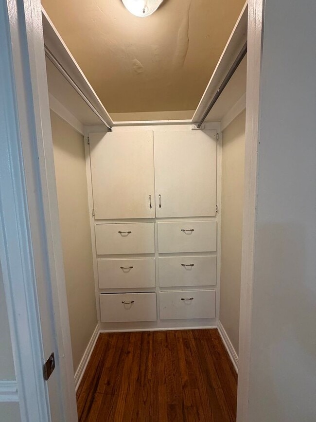 Building Photo - Renovated 2 Story, Large Lot, 3 Bedrooms and 2 1/2 bathrooms