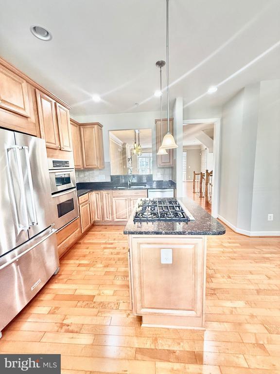 Building Photo - 456 Ferdinand Day Dr