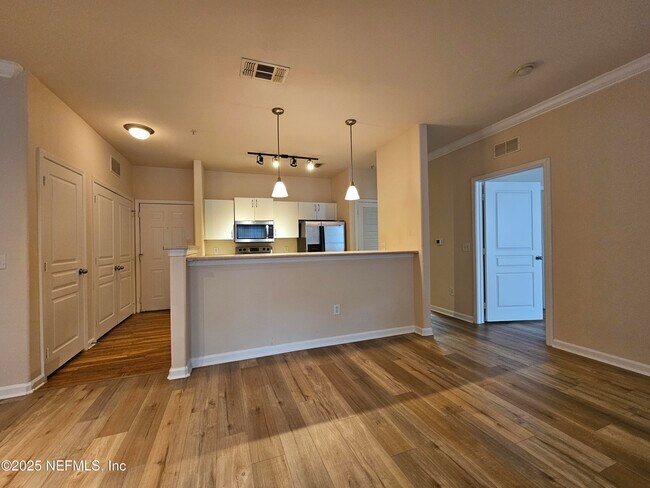 Building Photo - 8290 Gate Pkwy W