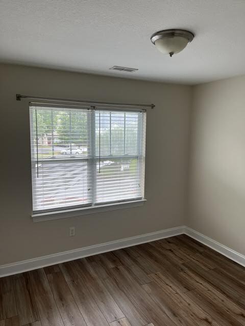 Building Photo - 64 Foxden Dr
