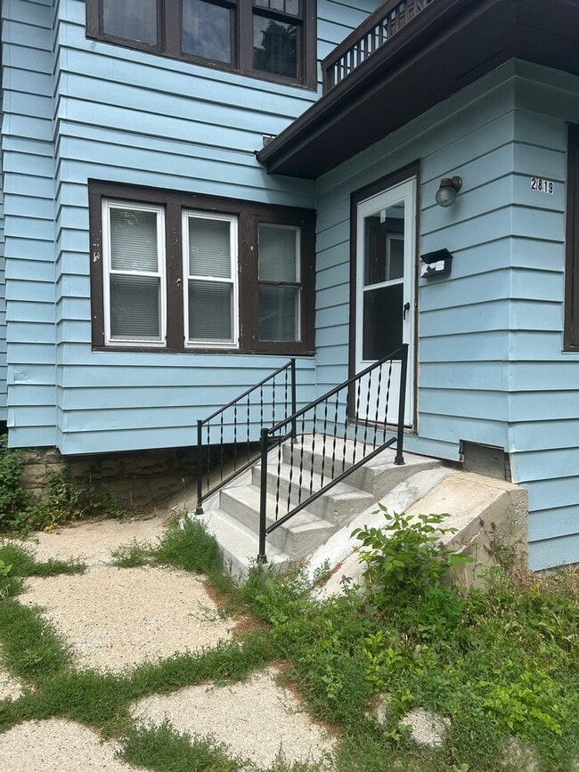 Building Photo - 2819-2821 N 47th St
