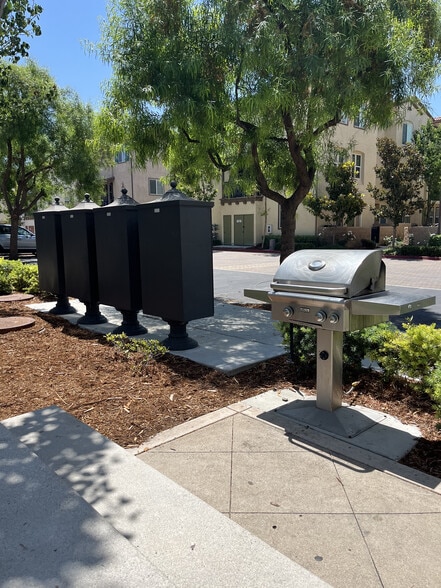 Building Photo - 12432 Constellation St