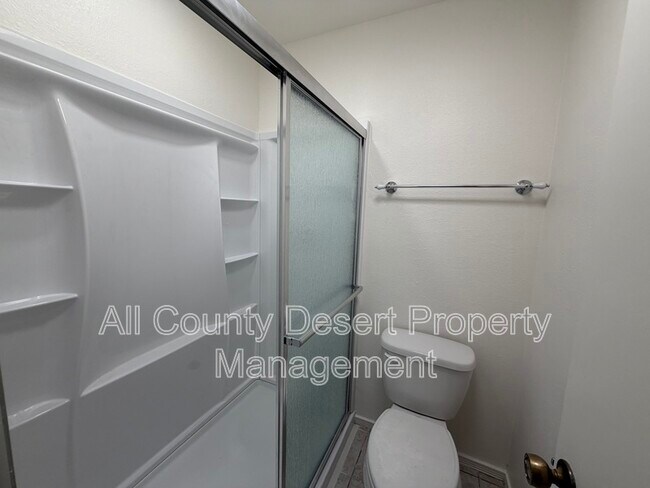 Building Photo - 73340 Shadow Mountain Dr