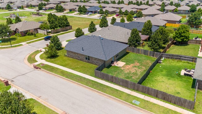 Building Photo - Rent to Own in Edmond!