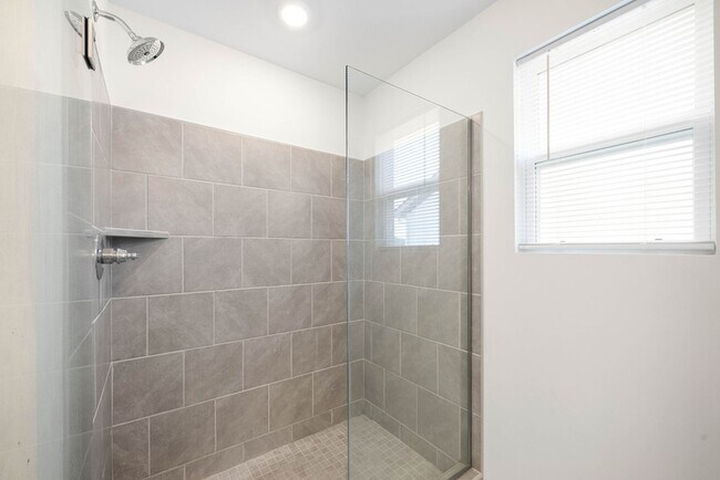 Building Photo - 967 Nance Ln