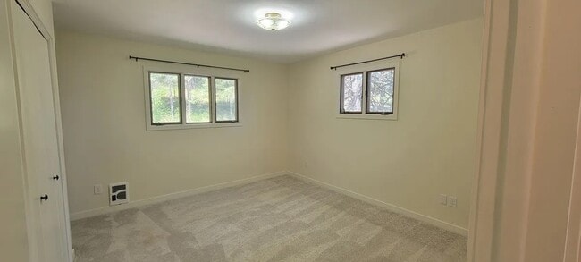 Building Photo - 110 Rimini Rd