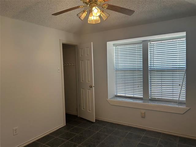 Building Photo - 2926 Big Oaks Dr