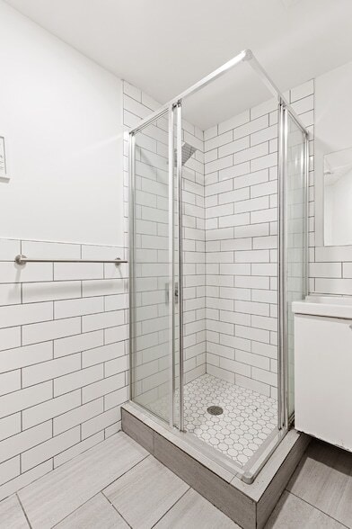 Building Photo - 207 W 136th St