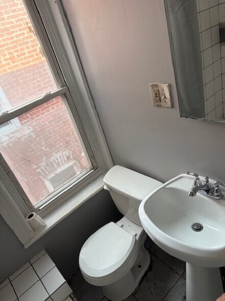 Bathroom - 24 Klagg Ave