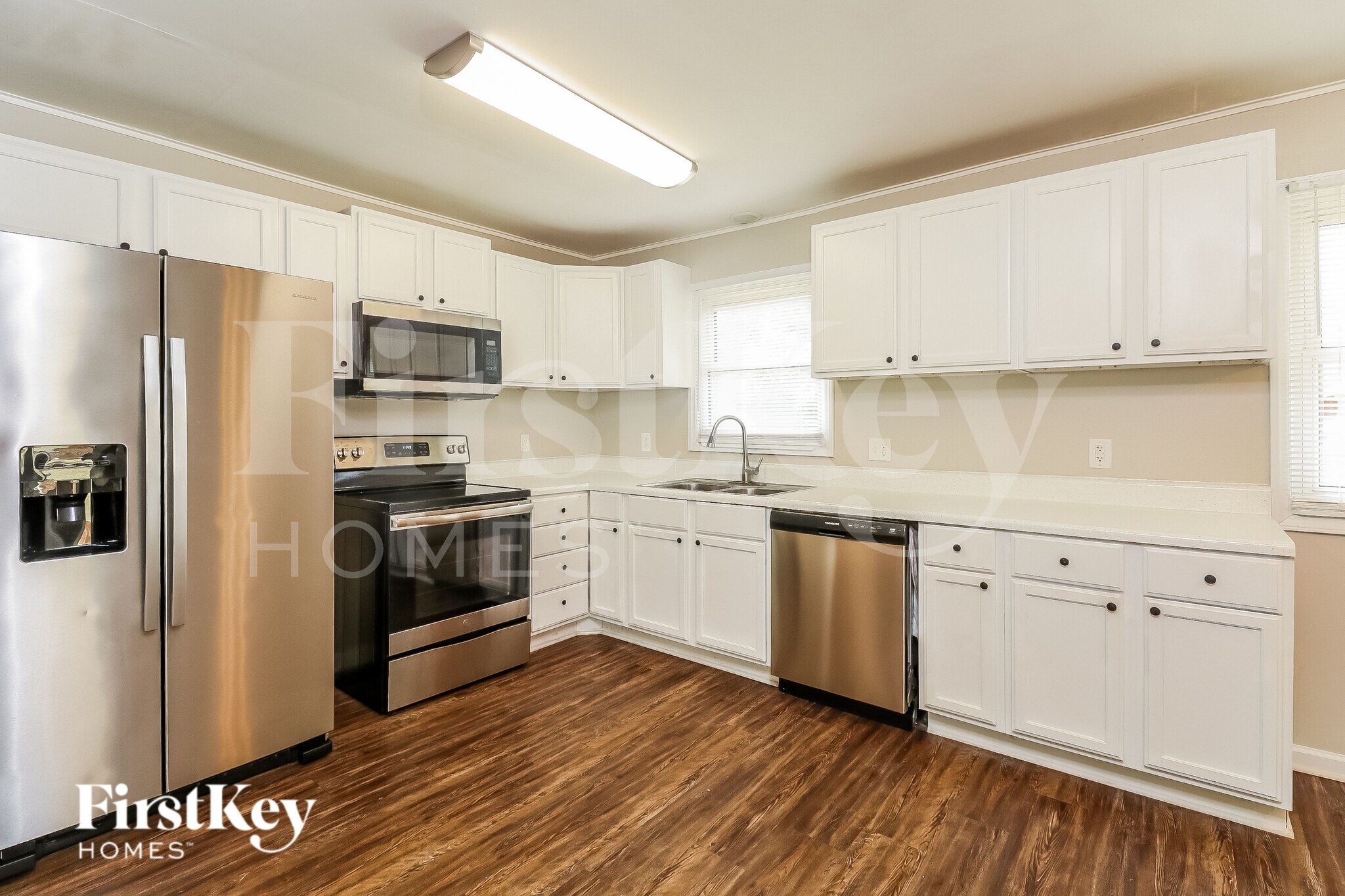 Building Photo - 3715 Branding Iron Dr