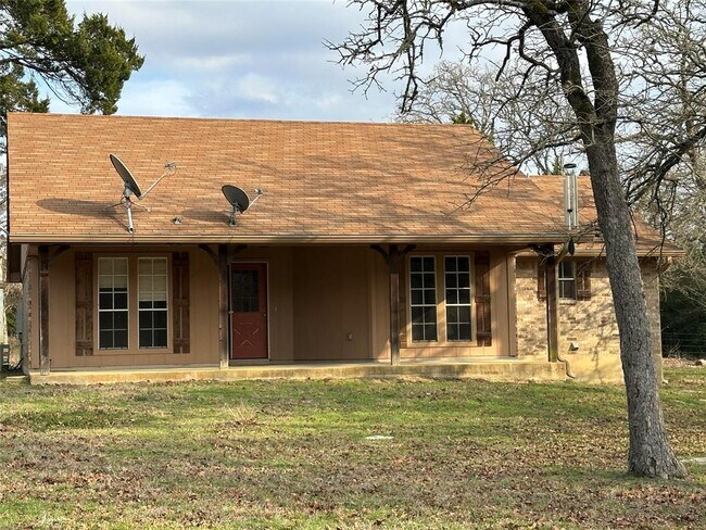 Building Photo - 1047 Private Rd 3022