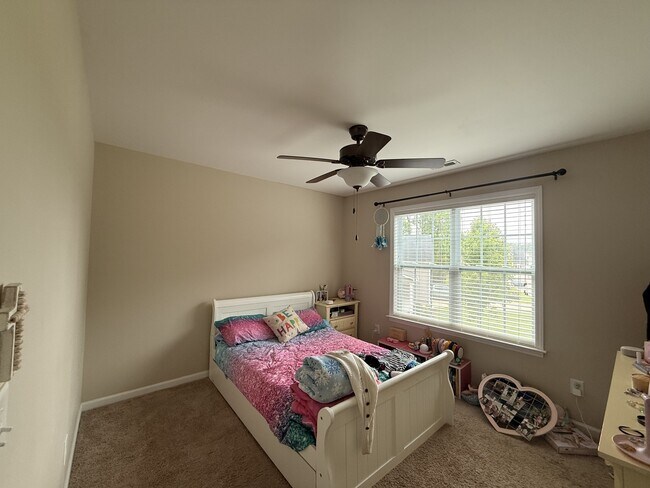 Building Photo - 302 Toto Ct