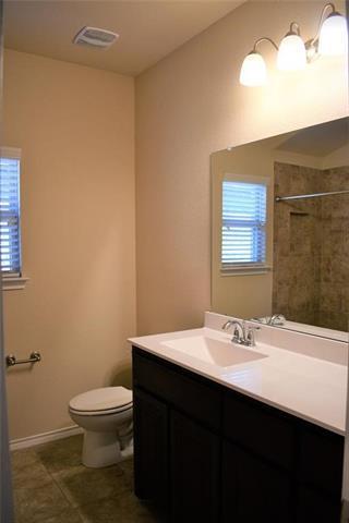 Building Photo - 613 Gold Bar Ln