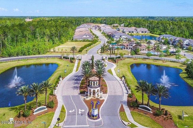 Building Photo - 2866 Montilla Dr