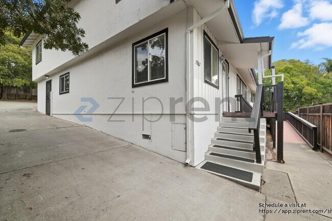 Building Photo - 1967 Solano Way