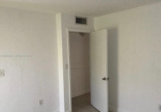 Building Photo - 9445 SW 76th St