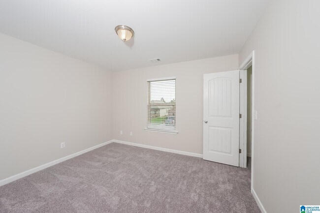 Building Photo - 584 Kincaid Cove Ln