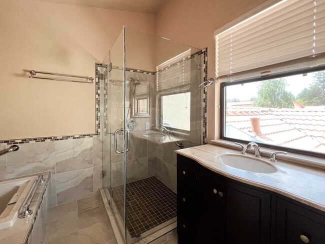 Building Photo - 39 Fountain Grove Cir