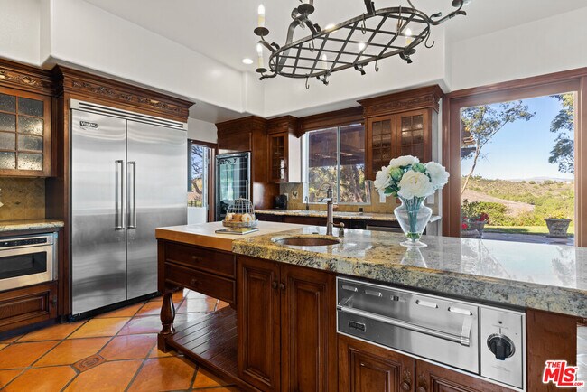 Building Photo - 13045 Ripple Creek Ln