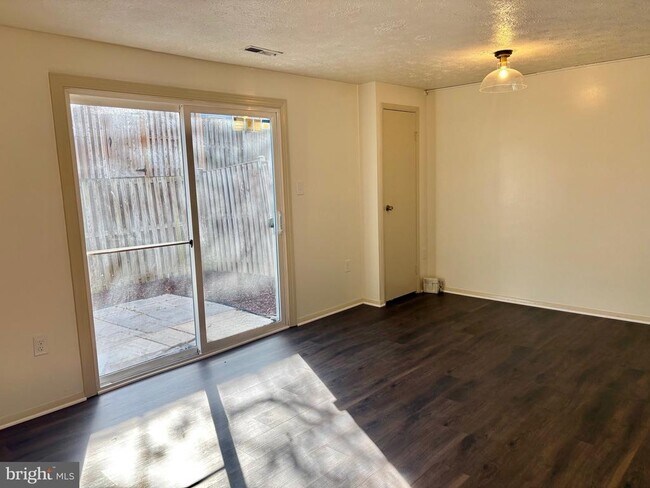 Building Photo - 19205 Misty Meadow Terrace