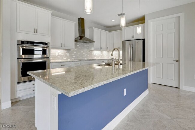Building Photo - 11752 Bowes Cir