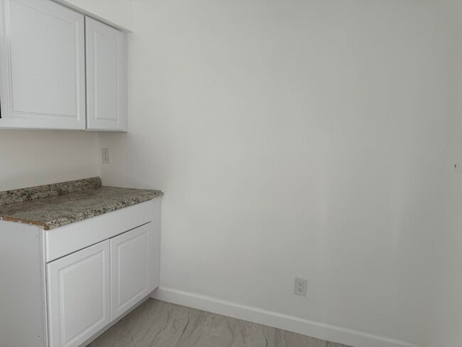 Building Photo - 2103 Wharf Ln