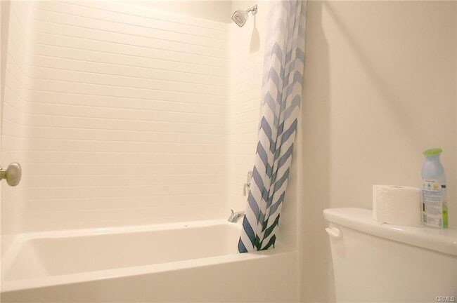 Building Photo - 125 Full Sun