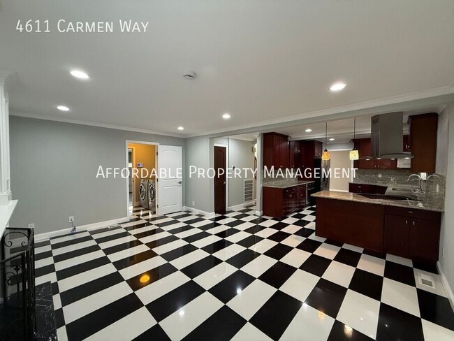 Building Photo - 4611 Carmen Way