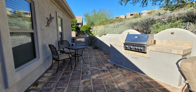Building Photo - 13507 Vista Del Lago