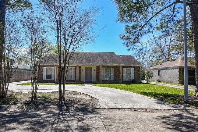 Building Photo - 11627 Bandlon Dr
