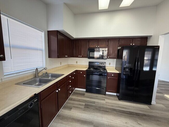 Building Photo - 6381 Enchanted Valley Dr