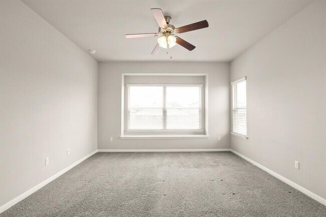 Building Photo - 440 Canadian Springs Dr