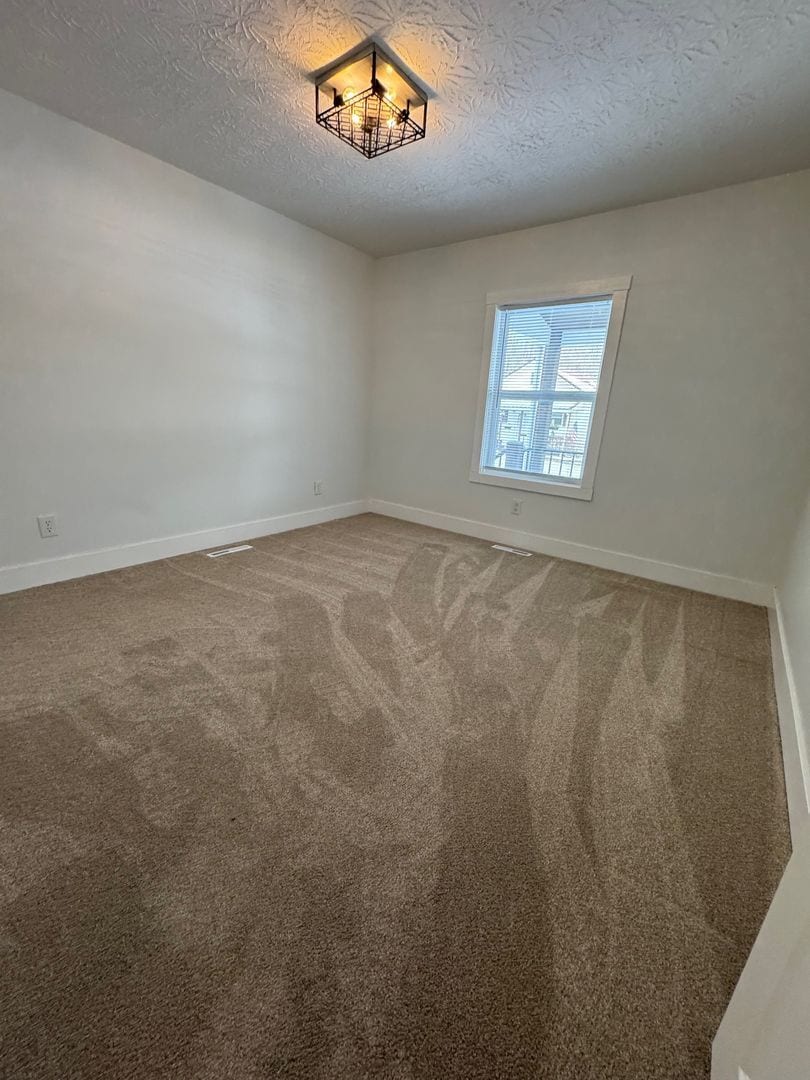 Building Photo - 1008 27th St