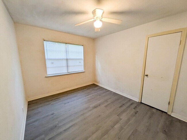 Building Photo - 4185 Steelton St