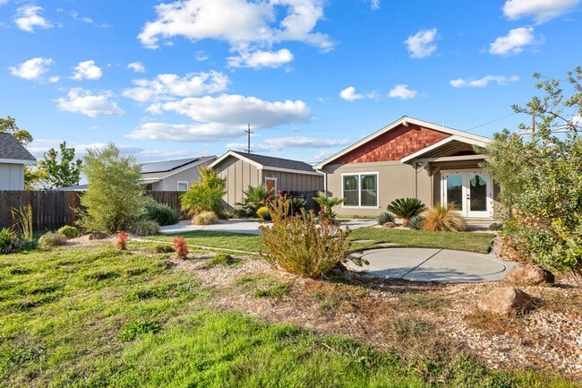 Building Photo - Gorgeous 2 bed, 2 bath home in Lincoln, CA