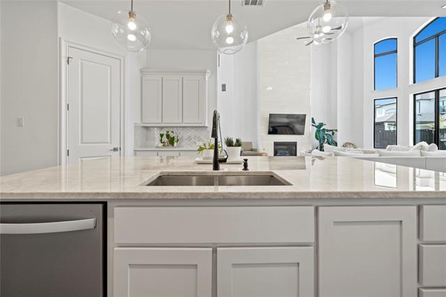 Building Photo - 1803 Sable Bay Ln